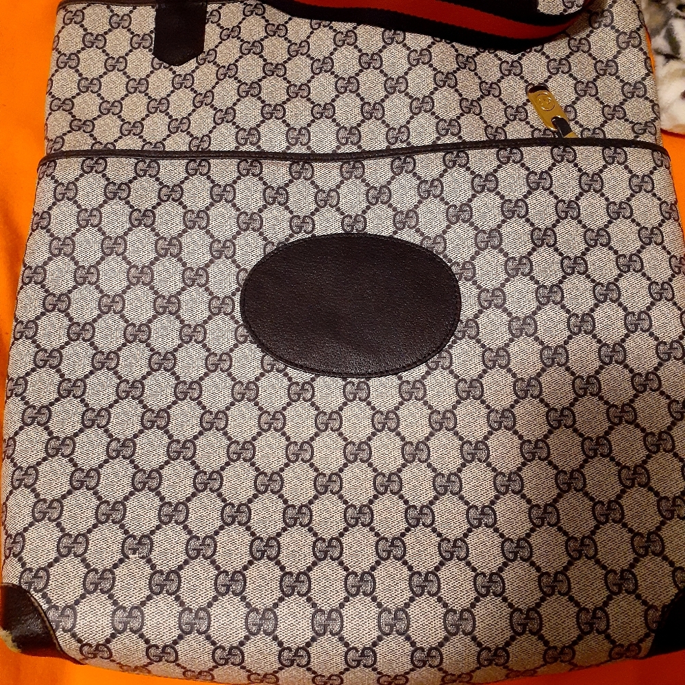 Vintage Gucci Tote serial #002-39-0054